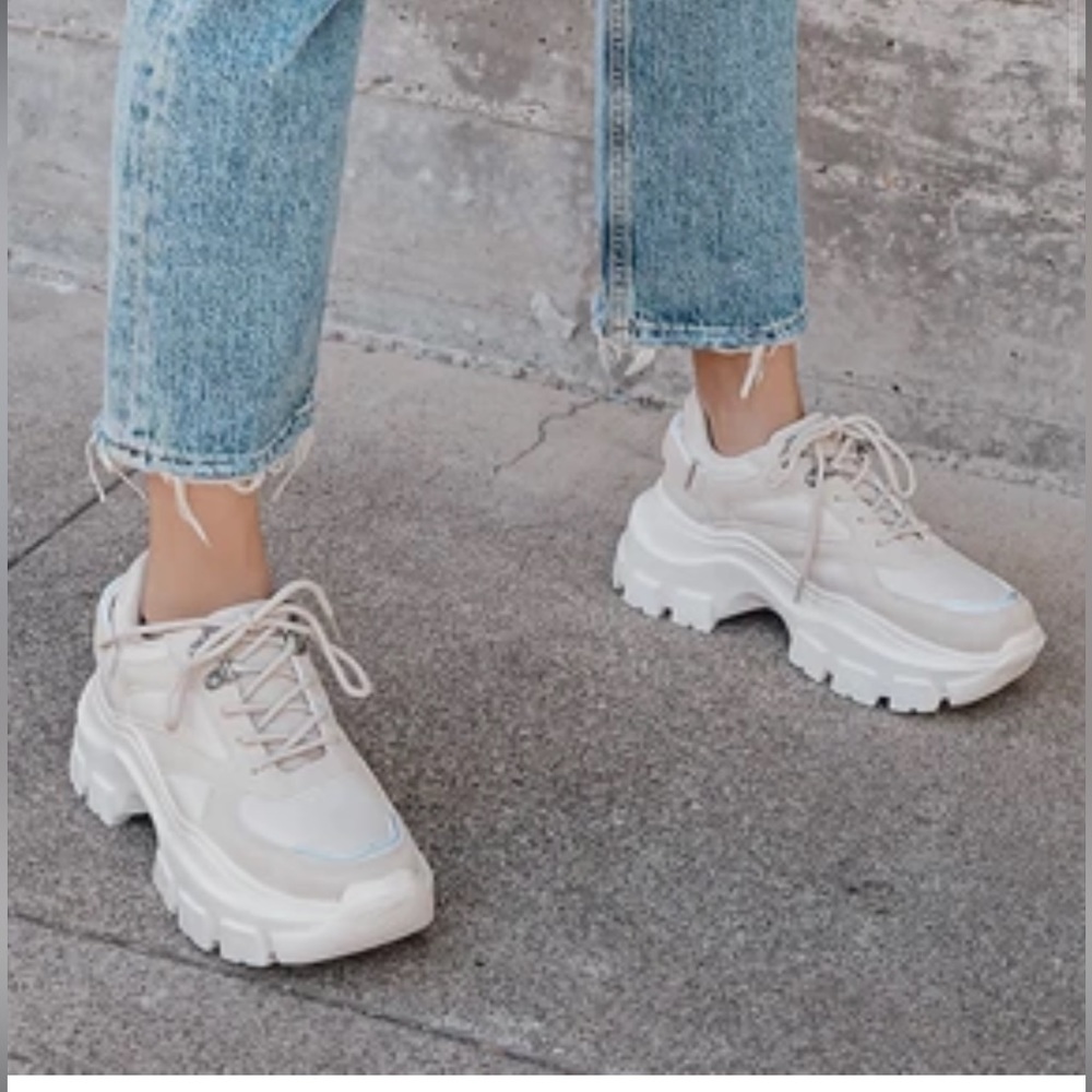 Berness Arial Beige Sneakers